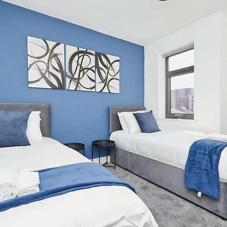 Modern Home In Derby City Centre - Free Gated Parking Buitenkant foto
