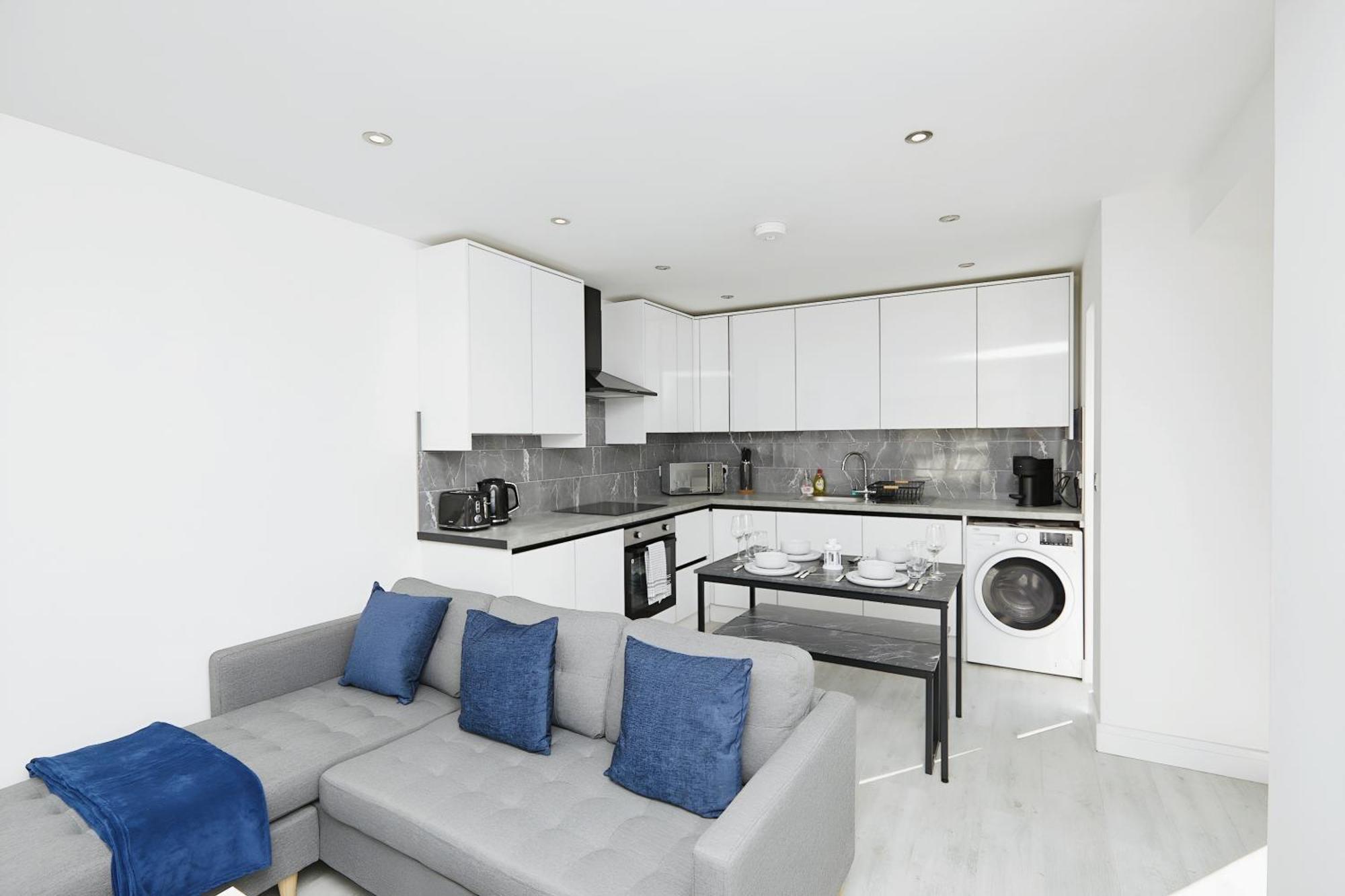 Modern Home In Derby City Centre - Free Gated Parking Buitenkant foto