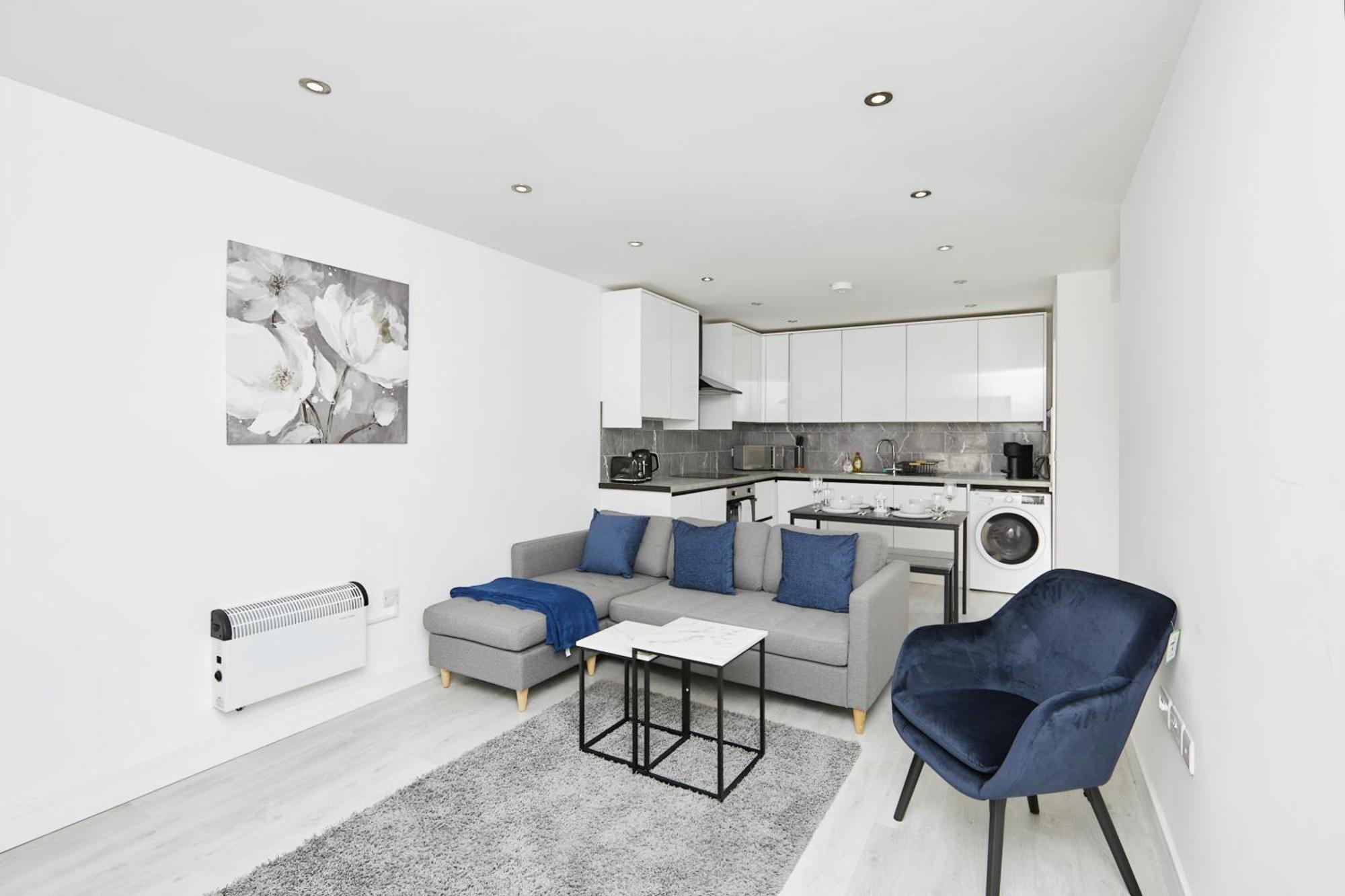 Modern Home In Derby City Centre - Free Gated Parking Buitenkant foto